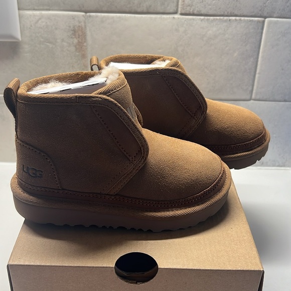 Ugg Neumel EZ FIT Chukka Boot (Chestnut) - Picture 4 of 8